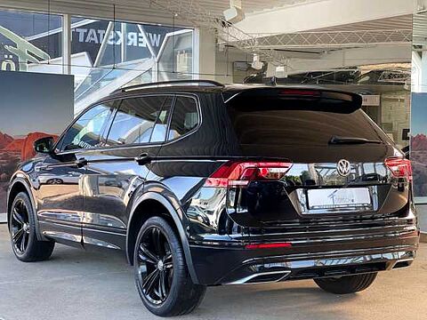 Volkswagen Tiguan Allspace *Allspace*R-Line*2.0 TDI*DSG*PANO*BLACK*LM