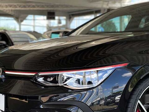 Volkswagen Golf *8*2.0 TSI*Lim.*GTI*DSG*CAM*H/K*SHZ*MATRIX*