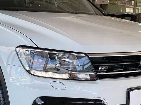 Volkswagen Tiguan Allspace *Allspace*2.0*TDI*2x R-Line*DSG*4M*BLACK*