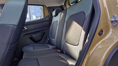 Dacia Spring Electric 65 Extreme +CCS 