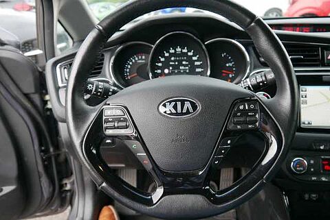 Kia Ceed 1.6 GDI  Spirit Navi 