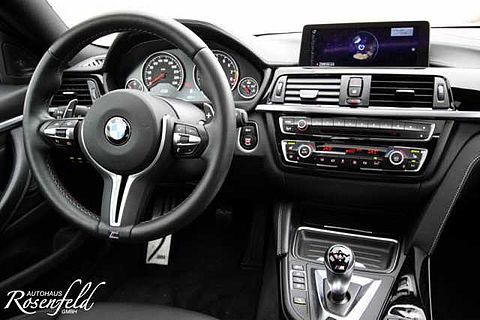 BMW M4 M Driv. Pack/Glasdach/Vollleder/DKG/LED!!!