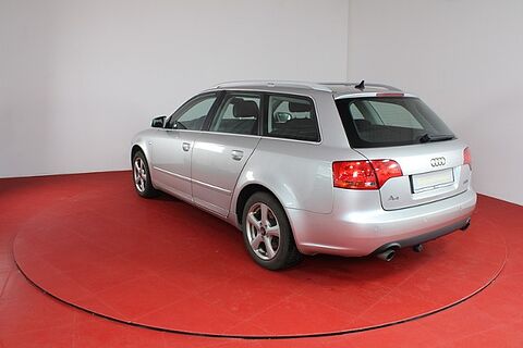 Audi A4 Avant 2.0TSI TÜV bis 02/2025 AHK,Bose, Navi