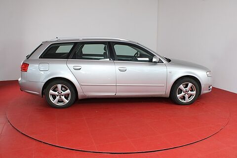 Audi A4 Avant 2.0TSI TÜV bis 02/2025 AHK,Bose, Navi