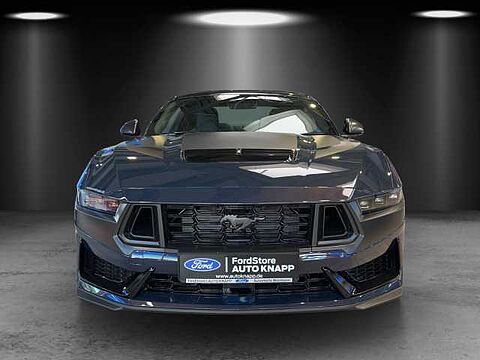 Ford Mustang Fastback 5.0 V8 Dark Horse NEUES MODEL B & O LED Scheinwerfer