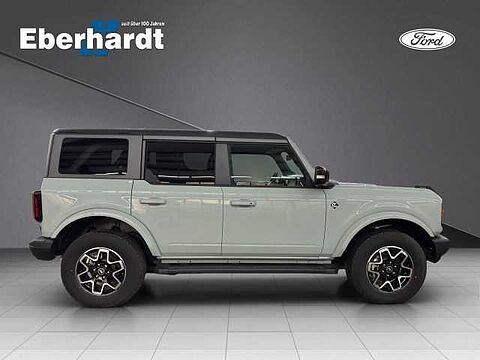 Ford Bronco Outer Banks 4x4