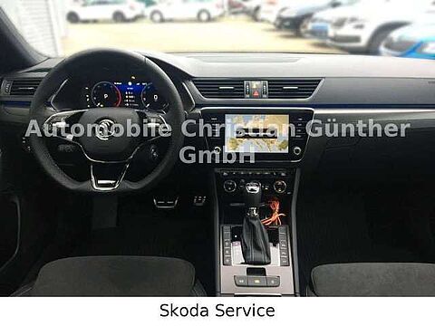 SKODA Superb Combi SportLine 2.0 TDI DSG PANO NAV AHK
