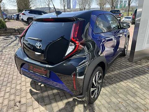 Toyota Aygo X Teamplayer