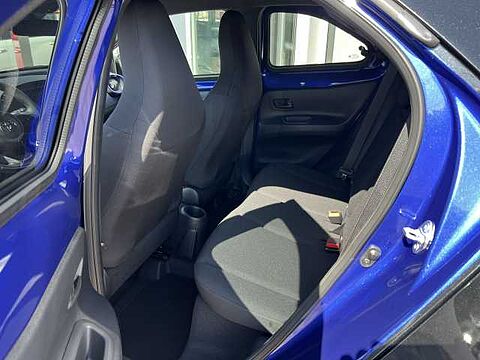 Toyota Aygo X Teamplayer
