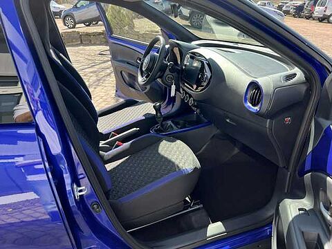 Toyota Aygo X Teamplayer
