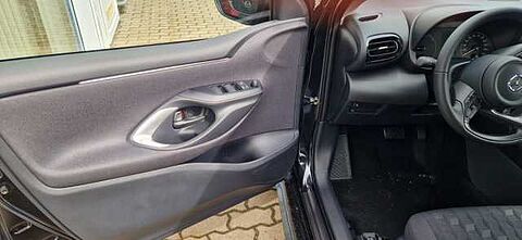 Mazda 2 HYBRID 1.5L VVT-i 116 PS e-CVT FWD CENTRE-LINE 1.5L Hybrid VVT-i CENTRE-LINE
