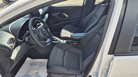 Mazda 2 Hybrid 1.5L VVT-i 116 PS e-CVT FWD HOMURA 