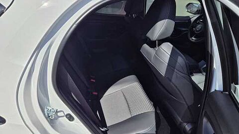 Mazda 2 Hybrid 1.5L VVT-i 116 PS e-CVT FWD HOMURA 