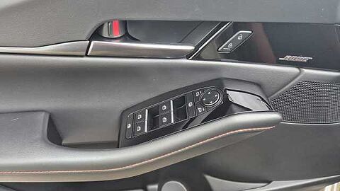 Mazda CX-30 2.5L e-SKYACTIV G 140ps 6AT FWD Nagisa 