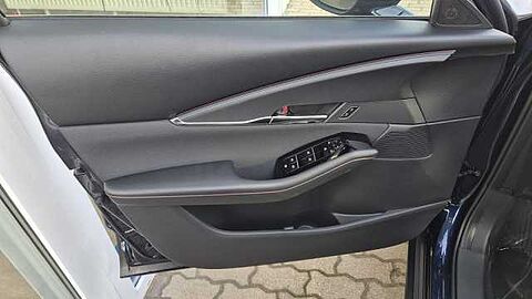 Mazda CX-30 2.5L e-SKYACTIV G 6MT FWD Homura 