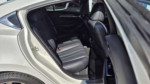 Mazda 6 2.5L SKYACTIV G 194 6AT FWD TAKUMI SUNR 