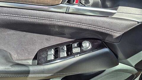 Mazda 6 2.5L SKYACTIV G 194 6AT FWD TAKUMI SUNR 