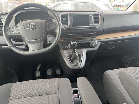 Toyota Proace D-4D 2,0-l-L1 (8-Si.) Verso Team D