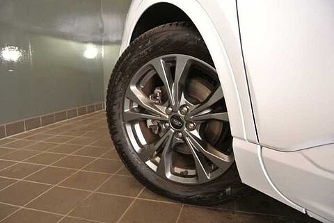 Ford Kuga 1.5 EcoBlue ST-Line +AHK+RFK+Navi+GJR