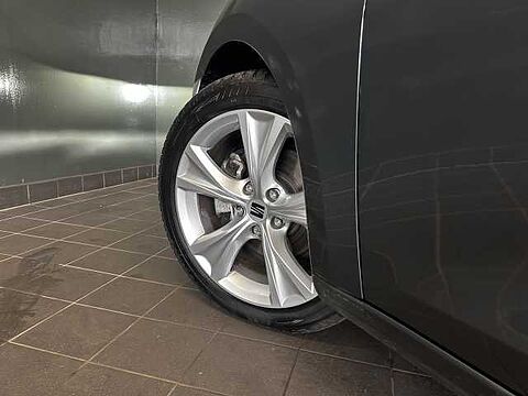SEAT Leon ST 1.5 eTSI DSG FR +GJR+RFK+XL-Paket