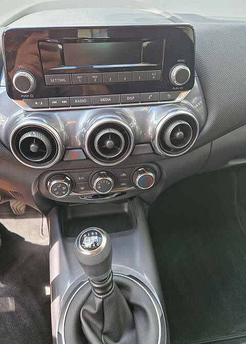 Nissan Juke 1,0 DIG-T Visia 6MT 
