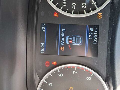 Nissan Juke 1,0 DIG-T Visia 6MT 