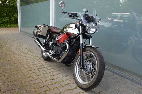 Moto Guzzi V7 III Anniversario No. 426/1000