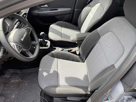 Dacia Jogger Extreme+ TCe 110 7-Sitzer Navi SHZ PDC + Kamera